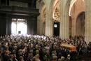 Llegada del f&eacute;retro a la catedral de Oviedo durante el funeral del conde de Latores.