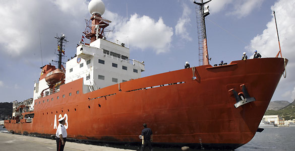 Llegada del Hesp&eacute;rides al puerto de Cartagena