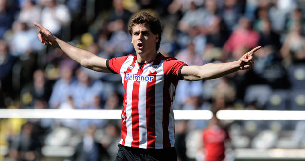 El delantero internacional del Athletic, Fernando Llorente, celebra un gol en Liga. El delantero internacional del Athletic, Fernando Llorente, celebra un gol en Liga.