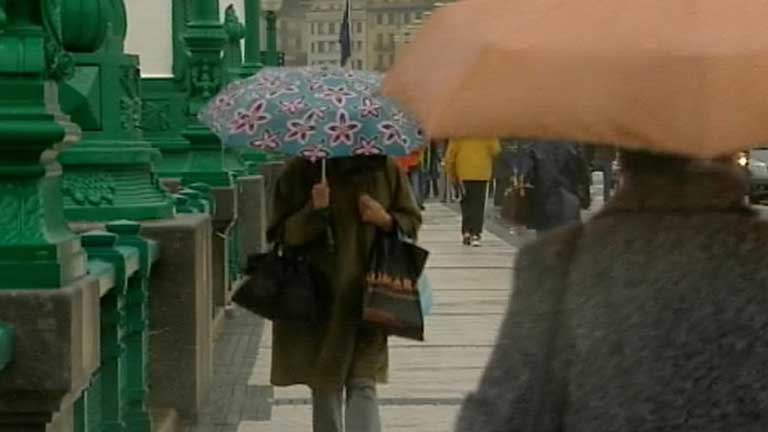 Contin&uacute;a la lluvia en casi toda Espa&ntilde;a, que ser&aacute; fuerte en el Estrecho