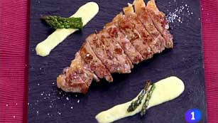 Lomo de ternera con crema de trigueros