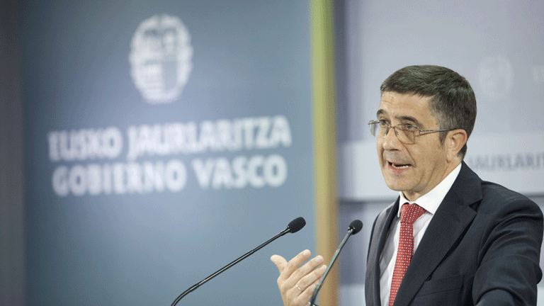 El lehendakari descarta pactos postelectorales con Bildu porque les separa "un abismo de principios &eacute;ticos"