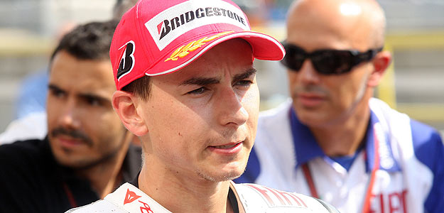 Jorge Lorenzo arriesg&oacute;... y perdi&oacute;.