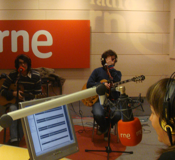 Lory Meyers interpreta Luces de Ne�n en Hoy Empieza Todo
