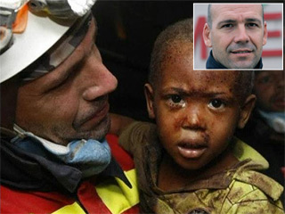 Ver v&iacute;deo  'Los bomberos espa&ntilde;oles en Hait&iacute;: "El mundo se volc&oacute;, pero no dimos abasto"'