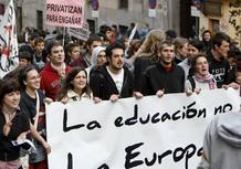 LOS ESTUDIANTES CONTRARIOS A BOLONIA SE MANIFIESTAN EN VÍSPERAS DE REUNIÓN UE LOS ESTUDIANTES CONTRARIOS A BOLONIA SE MANIFIESTAN EN VÍSPERAS DE REUNIÓN UE