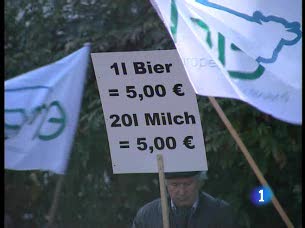 Ver v&iacute;deo  'Los ministros de agricultura de la UE podr&iacute;an aprobar una ayuda de 300 millones para los productores de leche'