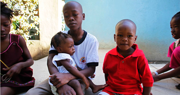 Los niños haitianos son objetivo de las mafias ilegales que trafican con menores. Los niños haitianos son objetivo de las mafias ilegales que trafican con menores.