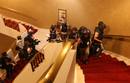 Los periodistas confinados en el hotel Rixos tratan de protegerse subiendo a zonas m&aacute;s seguras