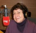 Lourdes Ortiz dirigi&oacute; la Real Escuela Superior de Arte Dram&aacute;tico de Madrid entre 1991 y 1993. Ha colaborado en diferentes medios con espacios de opini&oacute;n, ha formado parte de distintos jurados literarios y participa habitualmente en coloquios.