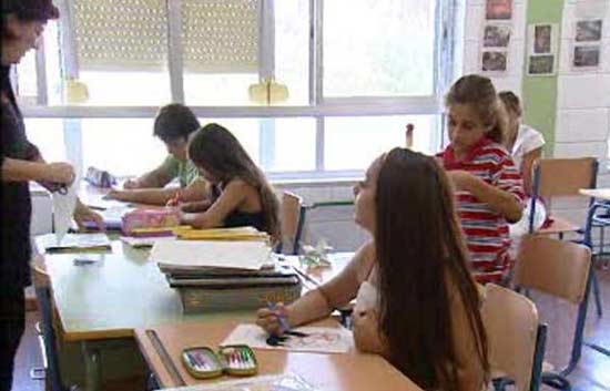 Reporteros del telediario - La lucha contra el absentismo escolar