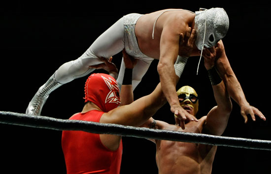 VIDEOS GRATIS LUCHA videos gratis lucha: