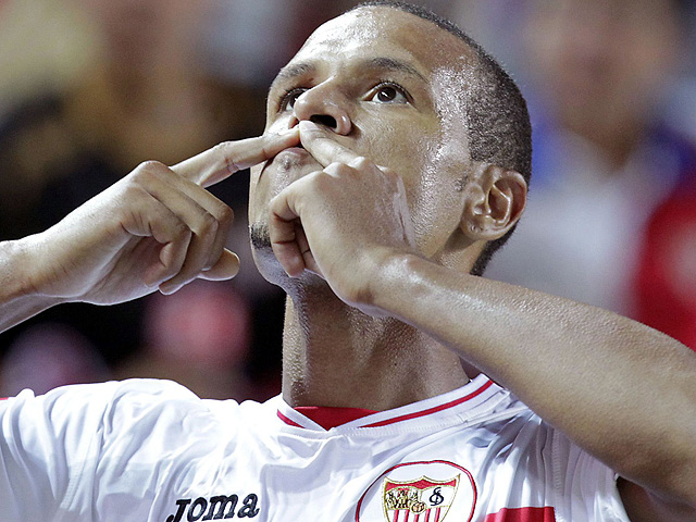 Luis Fabiano empata el partido 1-1
