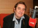 Luis Garc&iacute;a Montero es probablemente el mejor poeta espa&ntilde;ol vivo. Autor de once poemarios y varios libros de ensayo, cuenta entre otros con el Premio Nacional de Literatura y el Premio Nacional de la Cr&iacute;tica.