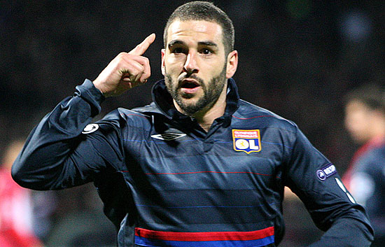 El Olympique se acerca a las semifinales (3-1)