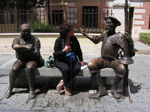 Macu de la Cruz con Don Quijote y Sancho Panza