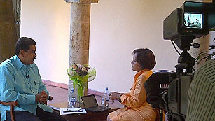 Ver v&iacute;deo  'Maduro: "Ch&aacute;vez es consciente de que su estado de salud es complicado"'