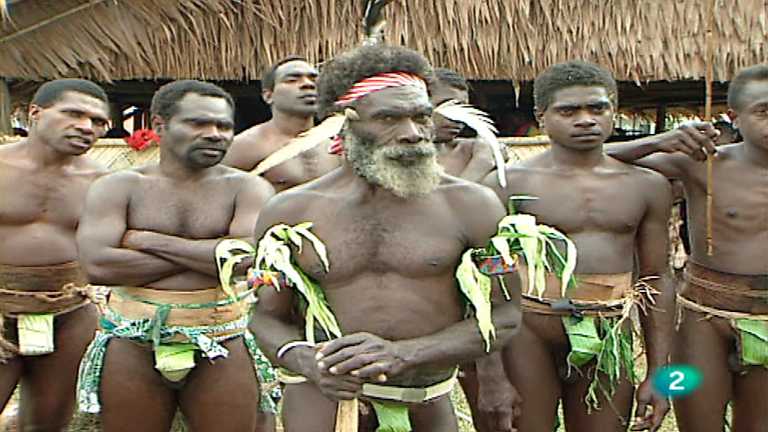 Otros pueblos - Makelula, hombres y esp&iacute;ritus de Ocean&iacute;a 