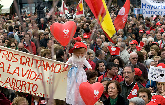Manifestaci&oacute;n por la derogaci&oacute;n de la ley del aborto