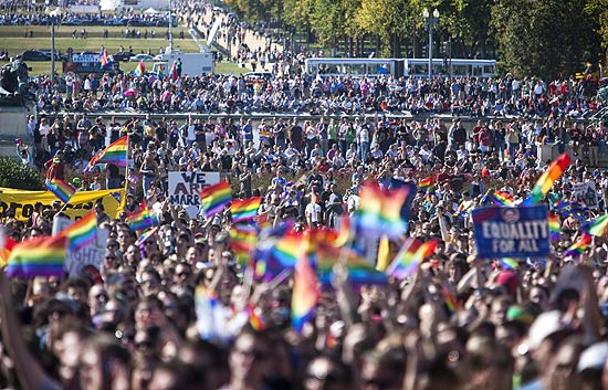 Multitudinaria manifestaci&oacute;n en Washington por los derechos de los homosexuales