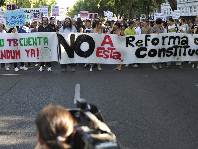 Manifestaciones en toda Espa&ntilde;a contra la reforma constitucional