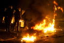 MANIFESTANTES SE ENFRENTAN CON LA POLIC&Iacute;A LOCAL EN LA UNIVERSIDAD POLIT&Eacute;CNICA EN EL CENTRO DE ATENAS