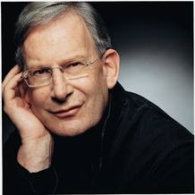 Sir John Elliot Gardiner dirige la Mahler Chamber Orchestra