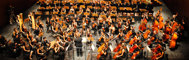 La Joven Orquesta de la Comunidad de Madrid en un ensayo en los Teatros del Canal de Madrid.
