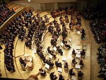 La Orquesta y Coro de la Universidad Autónoma de Madrid, dirigidos por Enrique Muñoz La Orquesta y Coro de la Universidad Autónoma de Madrid, dirigidos por Enrique Muñoz