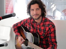 Manuel Carrasco ha presentado en directo su disco 'Habla'.