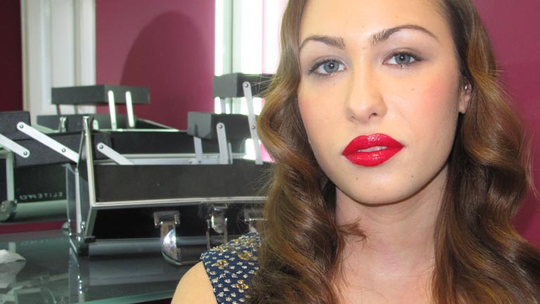 Gente y tendencias - Maquillaje: labios rojos