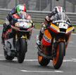 Marc M&aacute;rquez entra en meta seguido de Pol Espargar&oacute;.