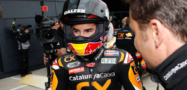 Marc Márquez tendrá que recuperarse de la operación en la vista antes de arrancar el mundial de Moto2 de 2012. Marc Márquez tendrá que recuperarse de la operación en la vista antes de arrancar el mundial de Moto2 de 2012.