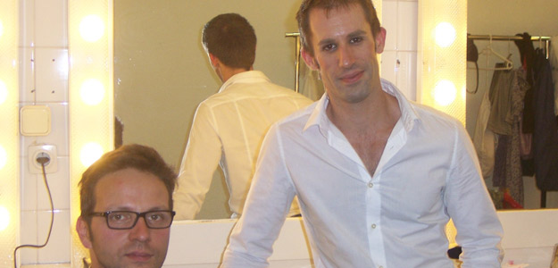 Marc Sambola, director musical, a la izda y Marc Vilavella, director e int&eacute;rprete, este s&aacute;bado, entre dos funciones