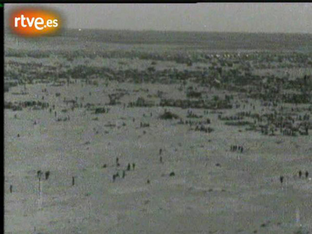 Informe Semanal - La "Marcha Verde" sobre el Sahara Occidental 1975