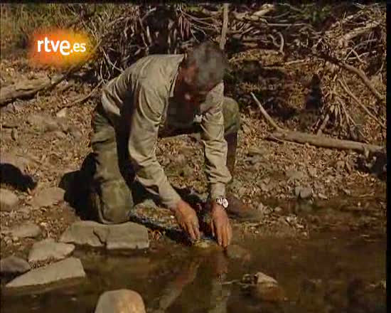 Informe Semanal - Marcos vuelve al r&iacute;o donde pescaba siendo un ni&ntilde;o
