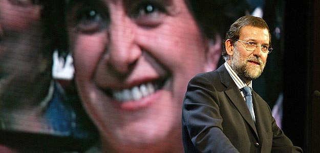 Spain's opposition leader Rajoy addresses an electoral meeting in Bilbao.