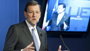 Ver v&iacute;deo  'Mariano Rajoy anuncia que el d&eacute;ficit para este a&ntilde;o ser&aacute; del 5,8%'