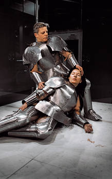 Marina Abramovic. 'Virgin Warrior 1. Piet&agrave; (with Jan Fabre)', 2005. Cortes&iacute;a y Colecci&oacute;n Arsfutura-Serge Le Borgne,Par&iacute;s (Francia)