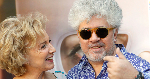 MARISA PAREDES: ELENA ANAYA TOCAR&Aacute; EL CIELO CON ALMOD&Oacute;VAR