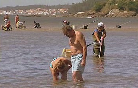 Espa&ntilde;a Directo - Mariscadores contra ba&ntilde;istas