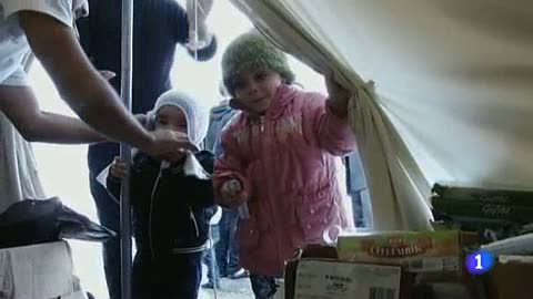 Ver v&iacute;deo  'M&aacute;s de 10.000 sirios sobreviven en campos de refugiados en Turqu&iacute;a'