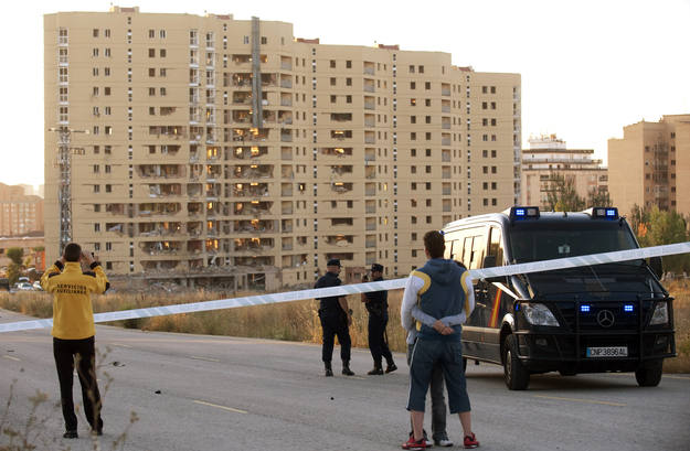 M&aacute;s de 50 heridos por la explosi&oacute;n de un coche bomba en cuartel Guardia Civil