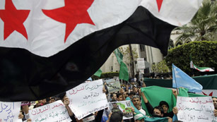 Ver v&iacute;deo  'M&aacute;s de 60.000 refugiados abandonan Siria, donde la misi&oacute;n de la ONU estar&aacute; activa en unos d&iacute;as'