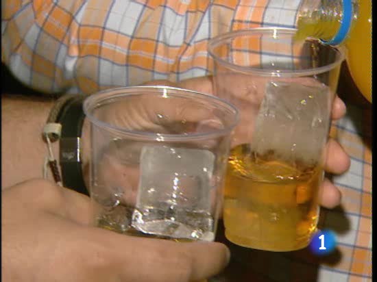 El consumo de alcohol, tabaco y c&aacute;nnabis se ha estabilizado entre los j&oacute;venes, pero aumentan las borracheras de fin de semana