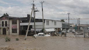 Ver v&iacute;deo  'M&aacute;s de un centenar de muertos por las graves inundaciones en Rusia'