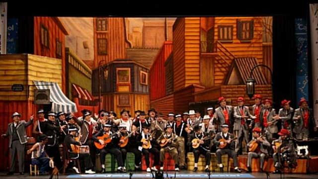 Ir al Video&nbsp;M&aacute;s Gente - C&aacute;diz y Navarra preparan sus carnavales