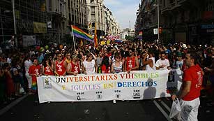 Ver v&iacute;deo  'M&aacute;s Gente - La homofobia, un fen&oacute;meno que todav&iacute;a afecta a muchos pa&iacute;ses'