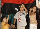Los m&aacute;s j&oacute;venes de la ciudad de Libia tambi&eacute;n salen a la calle a celebrar el control de los rebeldes