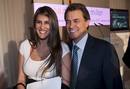 El candidato de Convergencia i Uni&oacute;, Artur Mas, junto a la representante del partido social cristiano de Ecuador, Cristina Reyes